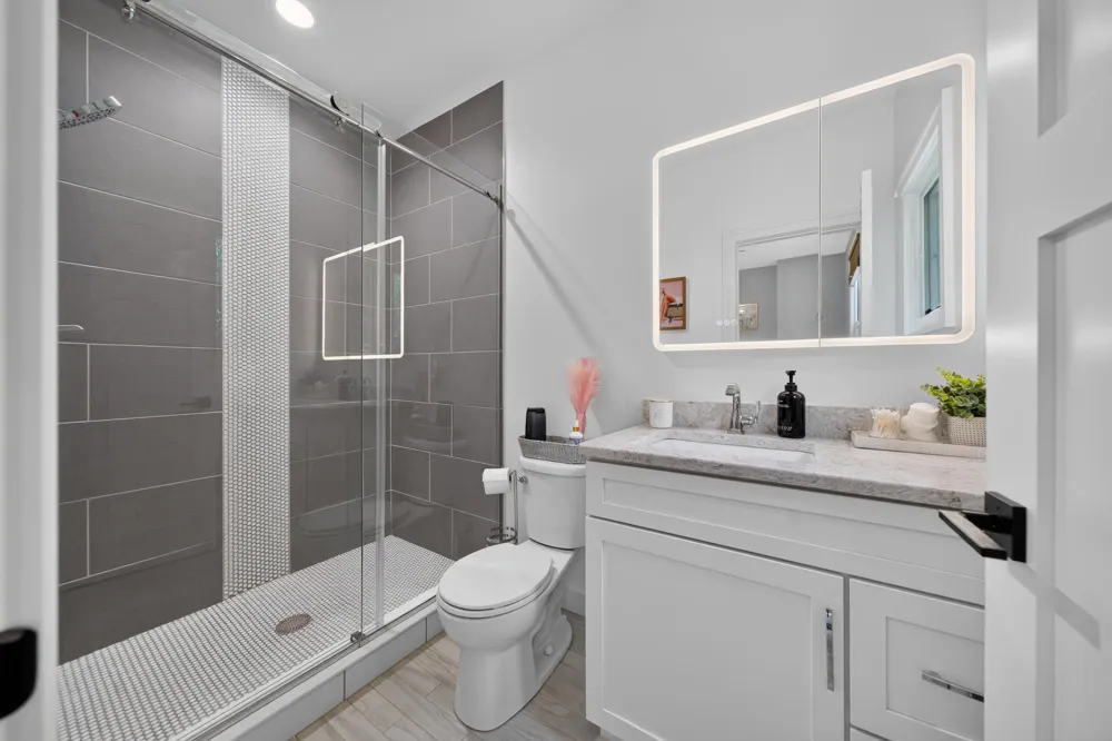 220 Red Oak Lane Rochester Hills, MI 48307