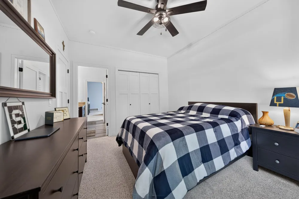 220 Red Oak Lane Rochester Hills, MI 48307