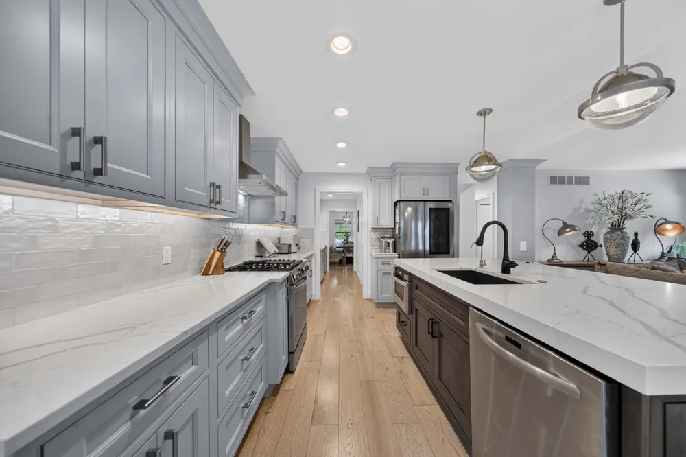 220 Red Oak Lane Rochester Hills, MI 48307