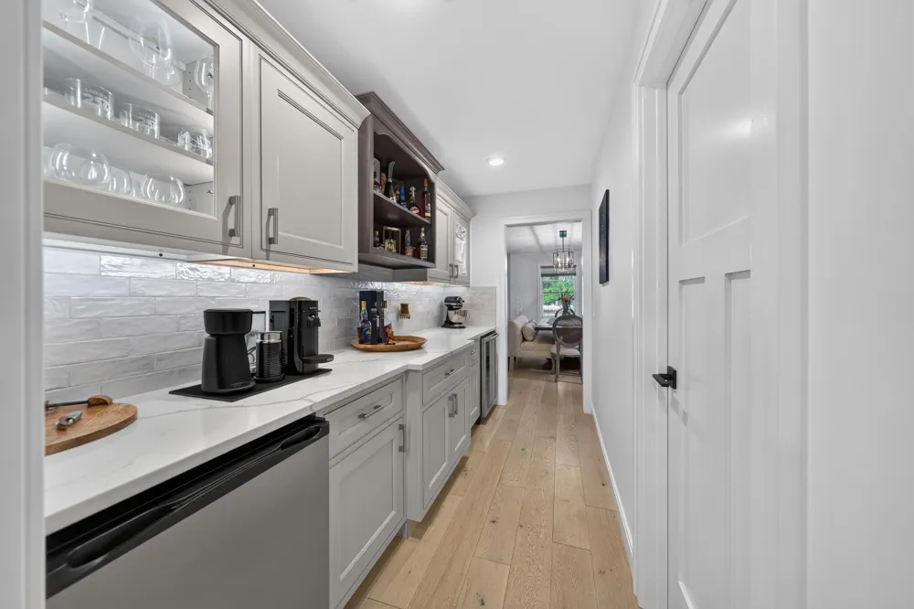 220 Red Oak Lane Rochester Hills, MI 48307