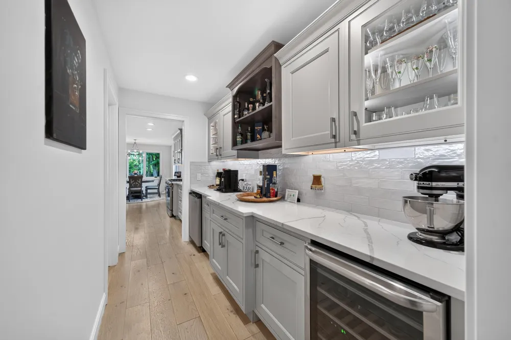 220 Red Oak Lane Rochester Hills, MI 48307
