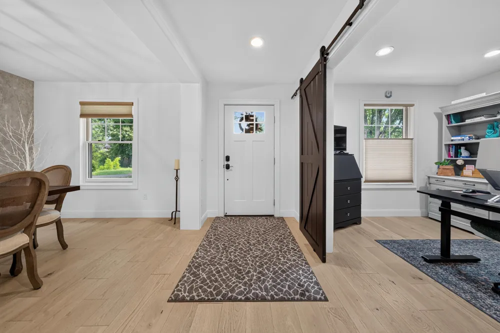 220 Red Oak Lane Rochester Hills, MI 48307