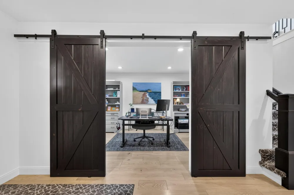 220 Red Oak Lane Rochester Hills, MI 48307