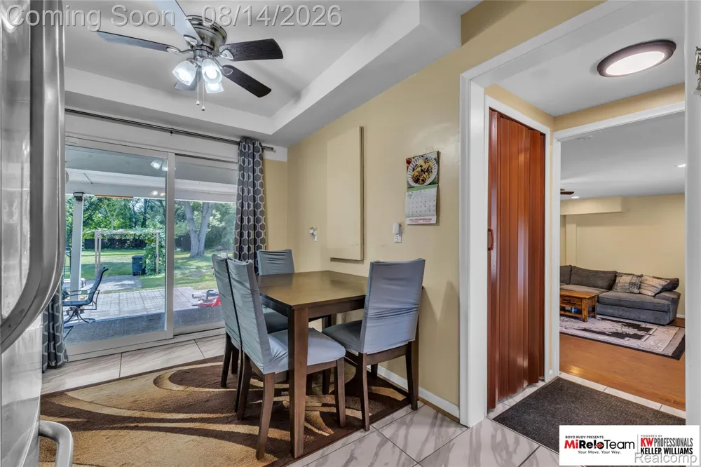 8300 Pacton Drive Shelby Charter Township, MI 48317
