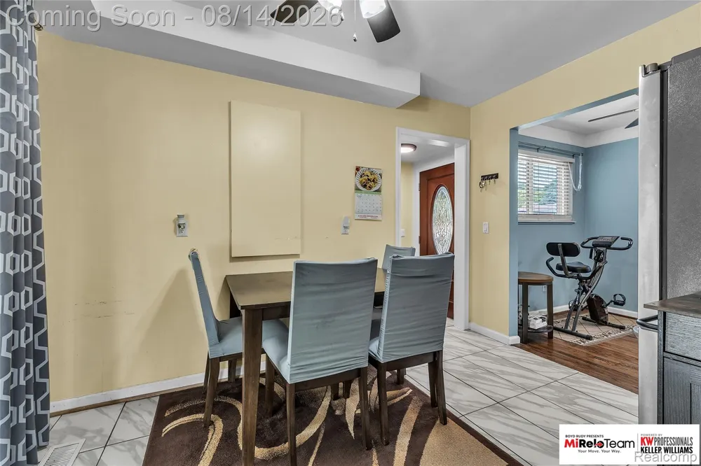 8300 Pacton Drive Shelby Charter Township, MI 48317