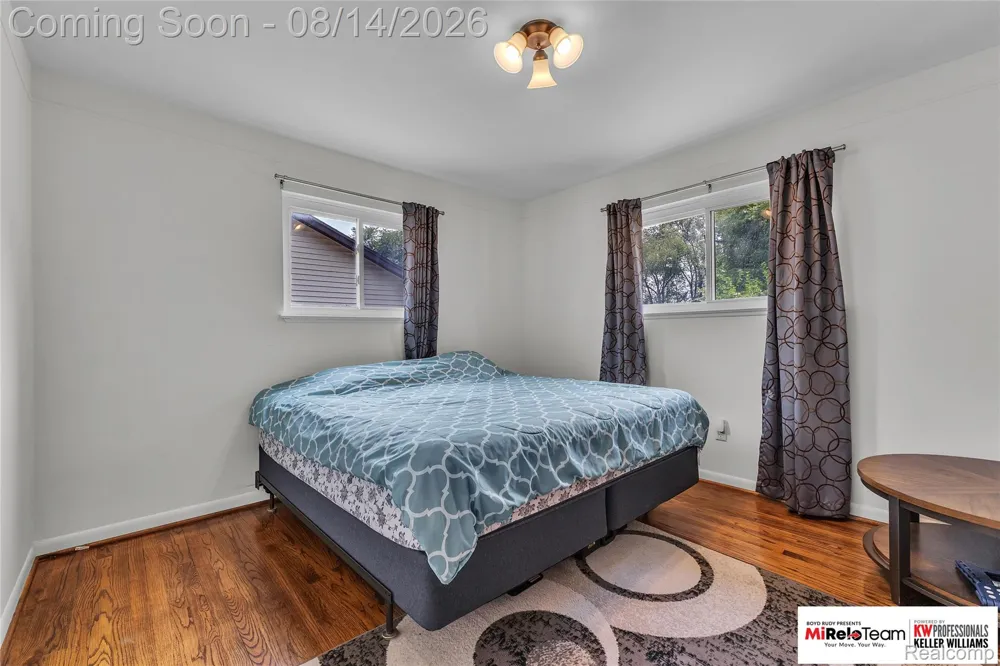 8300 Pacton Drive Shelby Charter Township, MI 48317