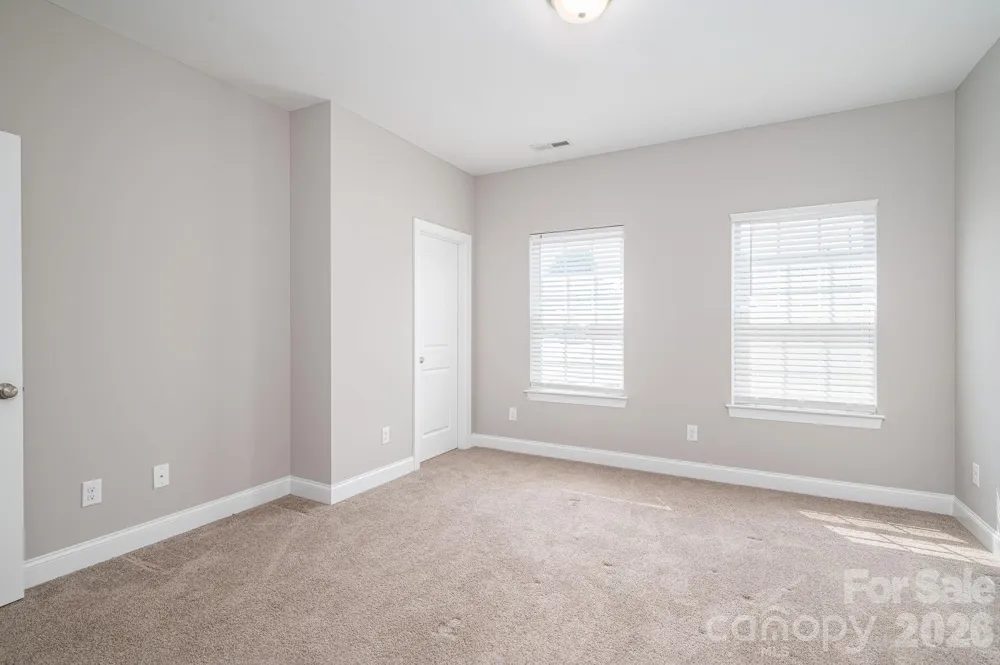 104 W Pine Street Lincolnton, NC 28092
