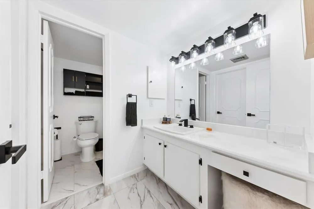 3589 S Ocean Boulevard #403 South Palm Beach, FL 33480