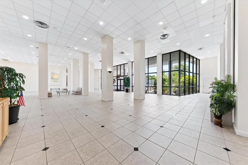 3589 S Ocean Boulevard #403 South Palm Beach, FL 33480