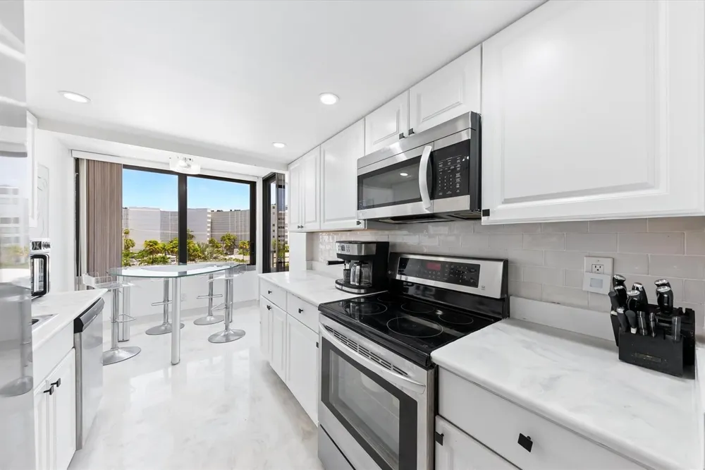 3589 S Ocean Boulevard #403 South Palm Beach, FL 33480