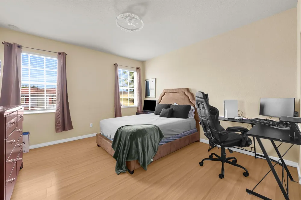 9455 Windrift Circle Fort Pierce, FL 34945