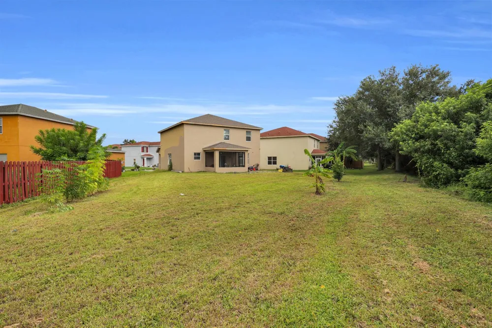 9455 Windrift Circle Fort Pierce, FL 34945