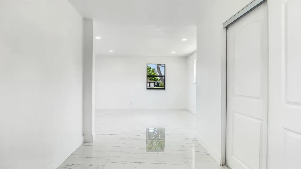 118 NEWTON ROAD West Park, FL 33023