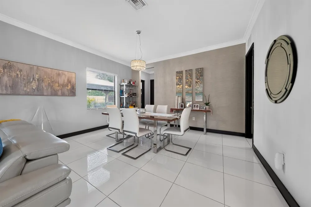 9023 NW 161ST TERRACE Miami Lakes, FL 33018