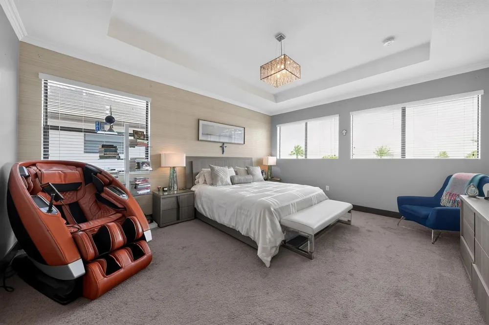 9023 NW 161ST TERRACE Miami Lakes, FL 33018