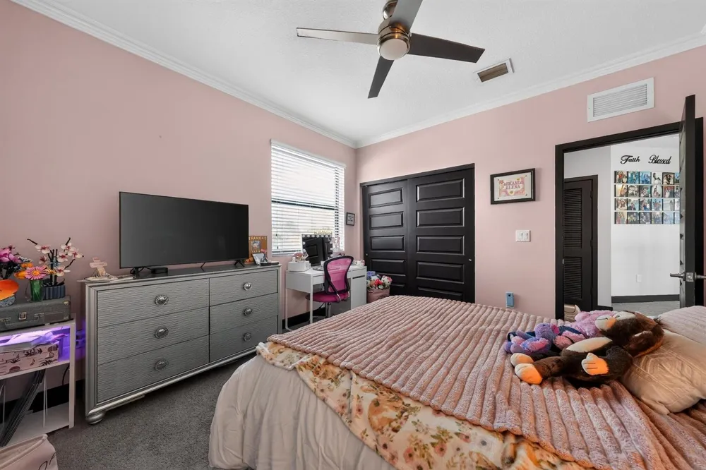 9023 NW 161ST TERRACE Miami Lakes, FL 33018