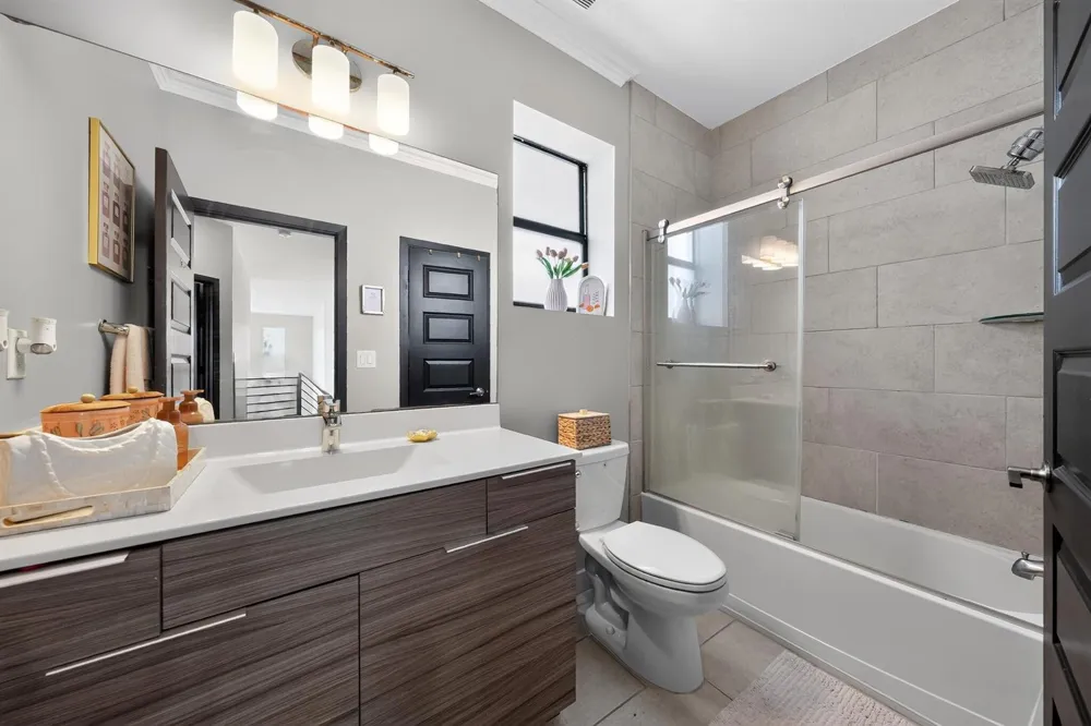 9023 NW 161ST TERRACE Miami Lakes, FL 33018