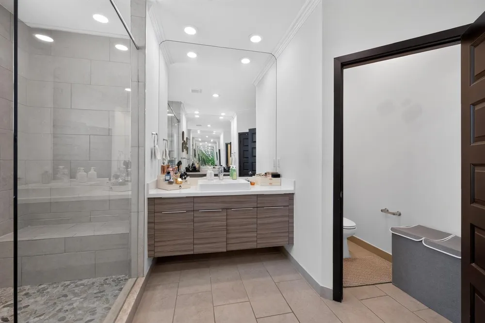 9023 NW 161ST TERRACE Miami Lakes, FL 33018