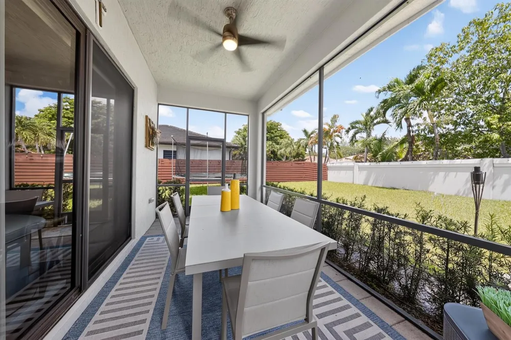 9023 NW 161ST TERRACE Miami Lakes, FL 33018
