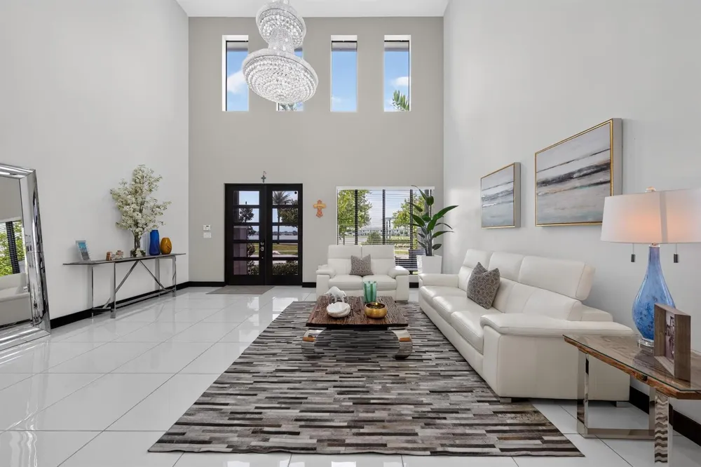 9023 NW 161ST TERRACE Miami Lakes, FL 33018