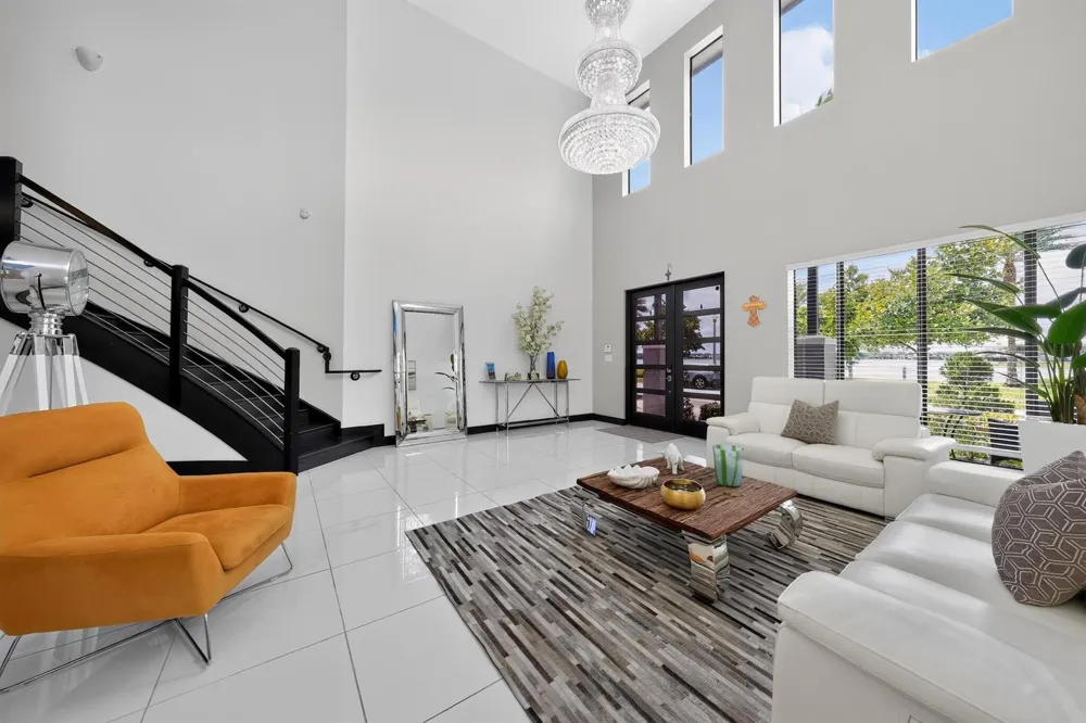 9023 NW 161ST TERRACE Miami Lakes, FL 33018