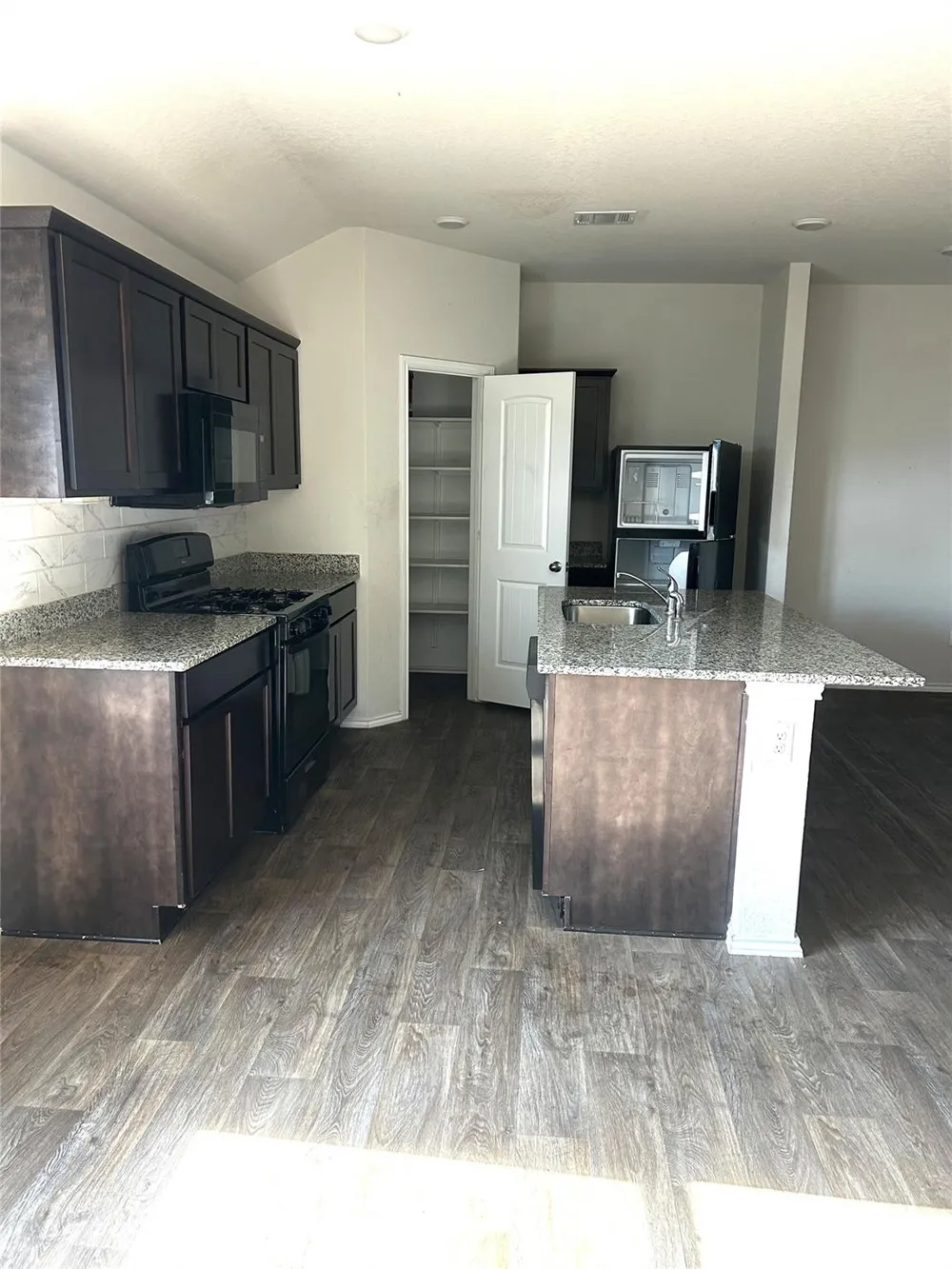 205 Lily Pond Trail San Marcos, TX 78666