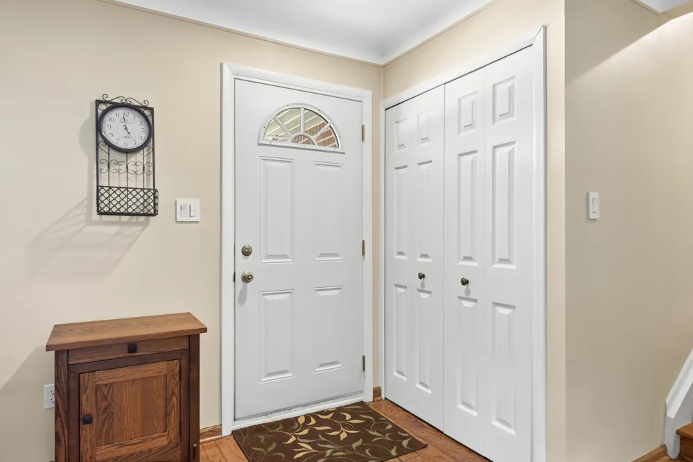 34357 Munger Drive Livonia, MI 48154