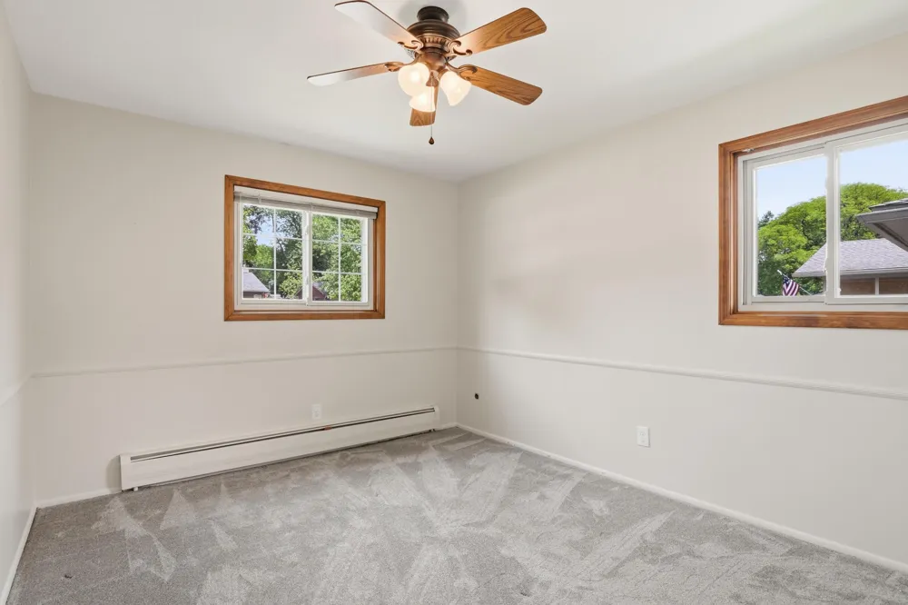 34357 Munger Drive Livonia, MI 48154