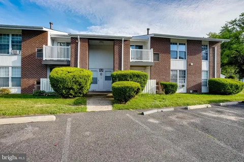 275 GREEN STREET #4G7