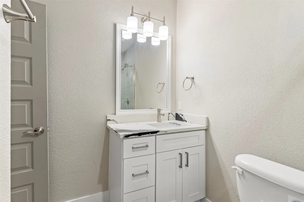 604 S Fitzhugh Avenue Dallas, TX 75223
