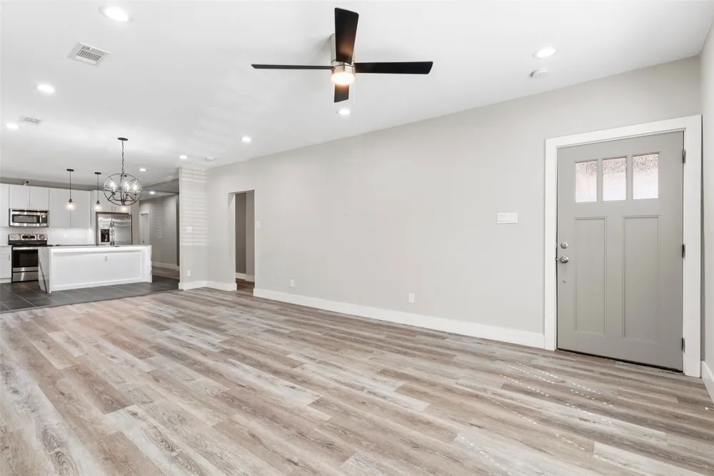 604 S Fitzhugh Avenue Dallas, TX 75223
