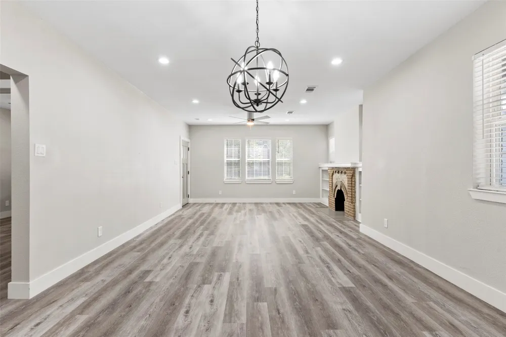 604 S Fitzhugh Avenue Dallas, TX 75223
