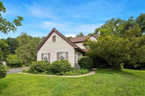 154 REGENTS ROAD