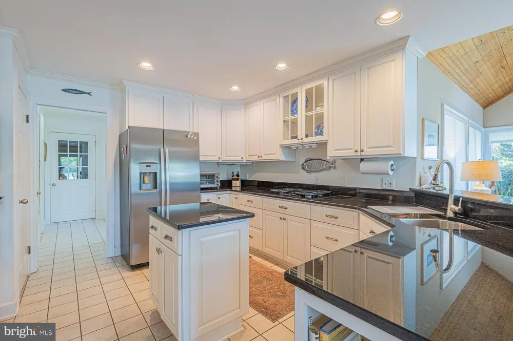 94 SCULLING OAR TRAIL Kilmarnock, VA 22482