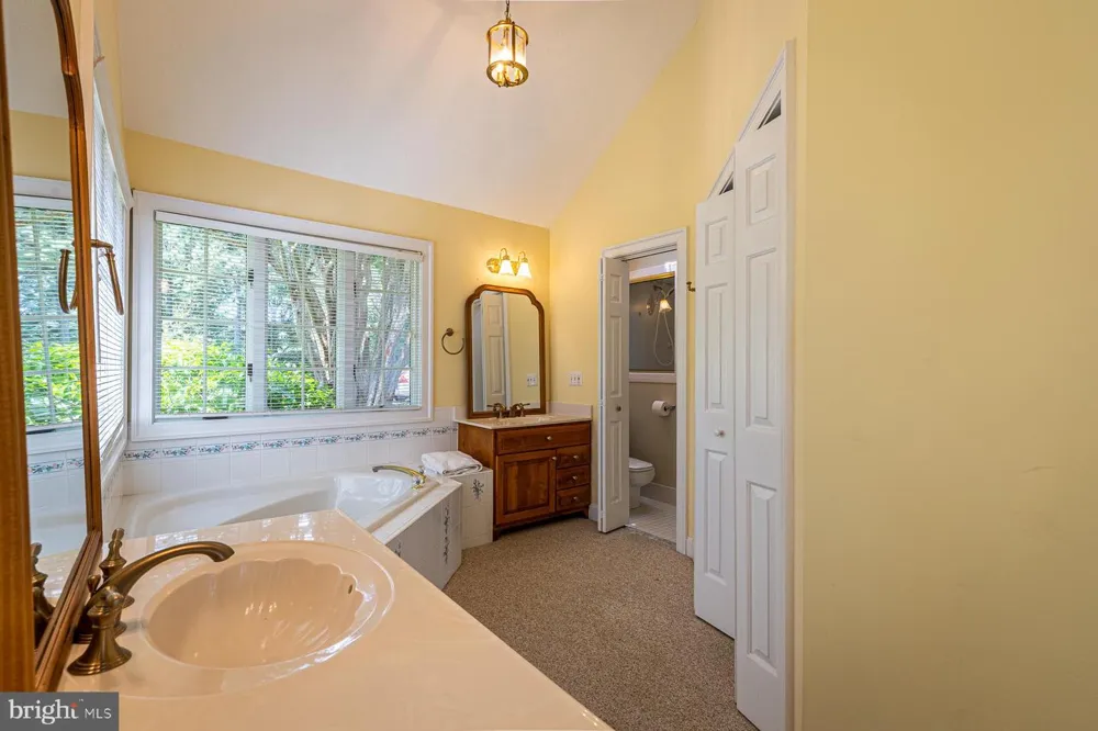 94 SCULLING OAR TRAIL Kilmarnock, VA 22482