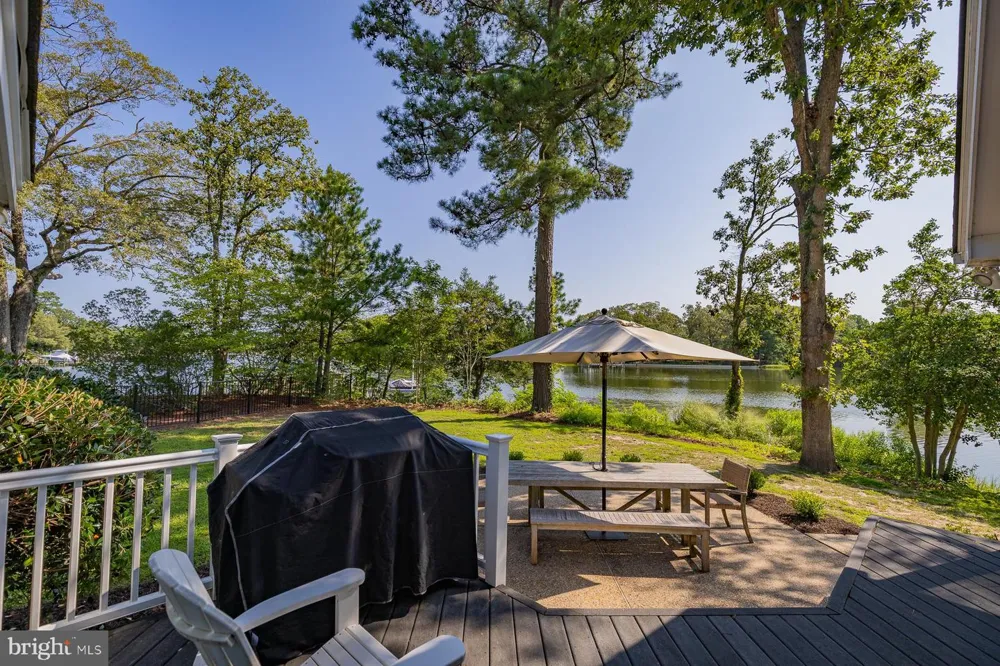 94 SCULLING OAR TRAIL Kilmarnock, VA 22482