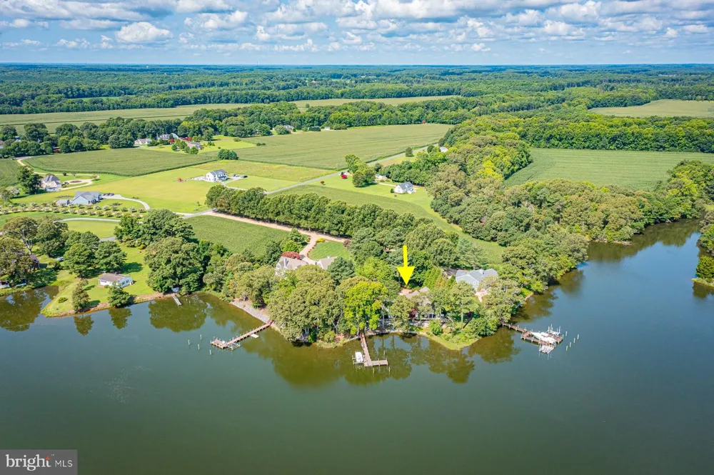 94 SCULLING OAR TRAIL Kilmarnock, VA 22482