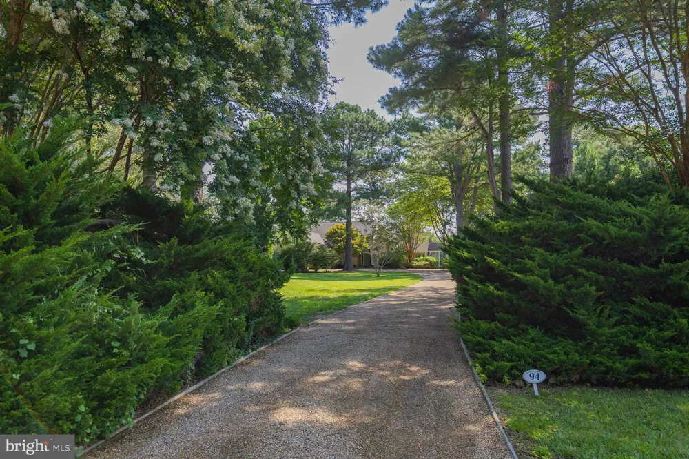 94 SCULLING OAR TRAIL Kilmarnock, VA 22482