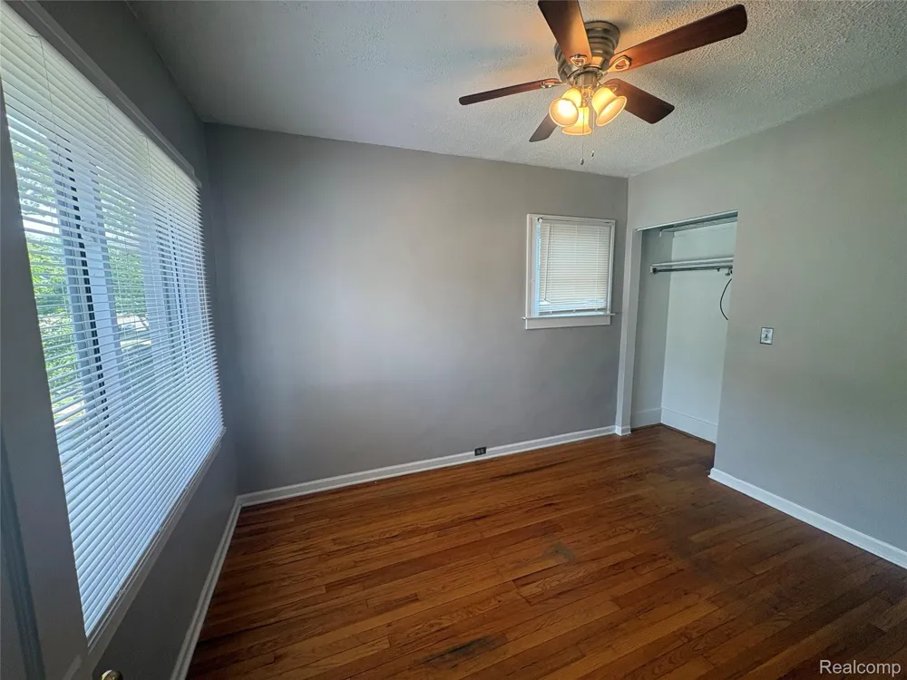 344 Vester Street Ferndale City, MI 48220