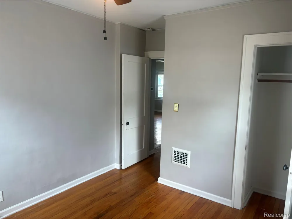 344 Vester Street Ferndale City, MI 48220