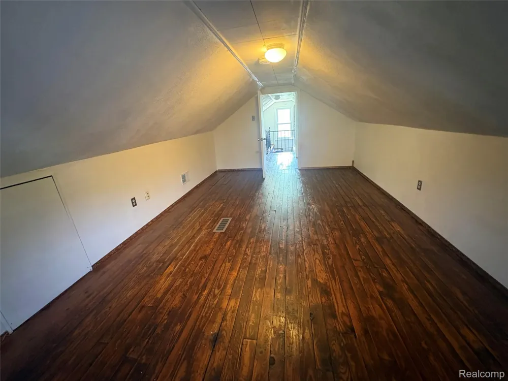 344 Vester Street Ferndale City, MI 48220