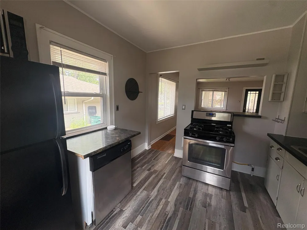 344 Vester Street Ferndale City, MI 48220