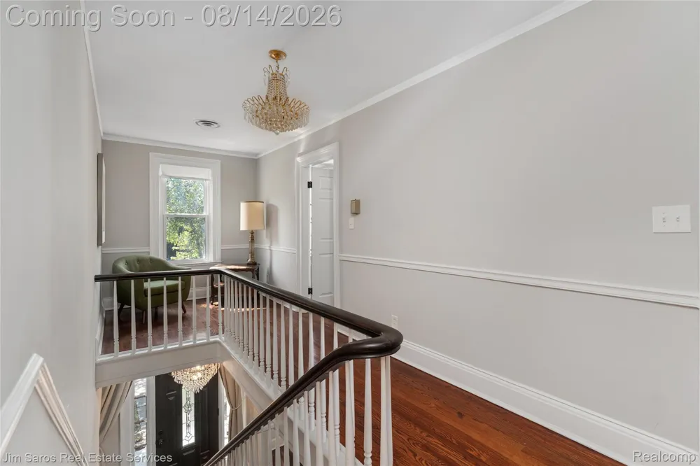 16845 Maumee Avenue Grosse Pointe City, MI 48230