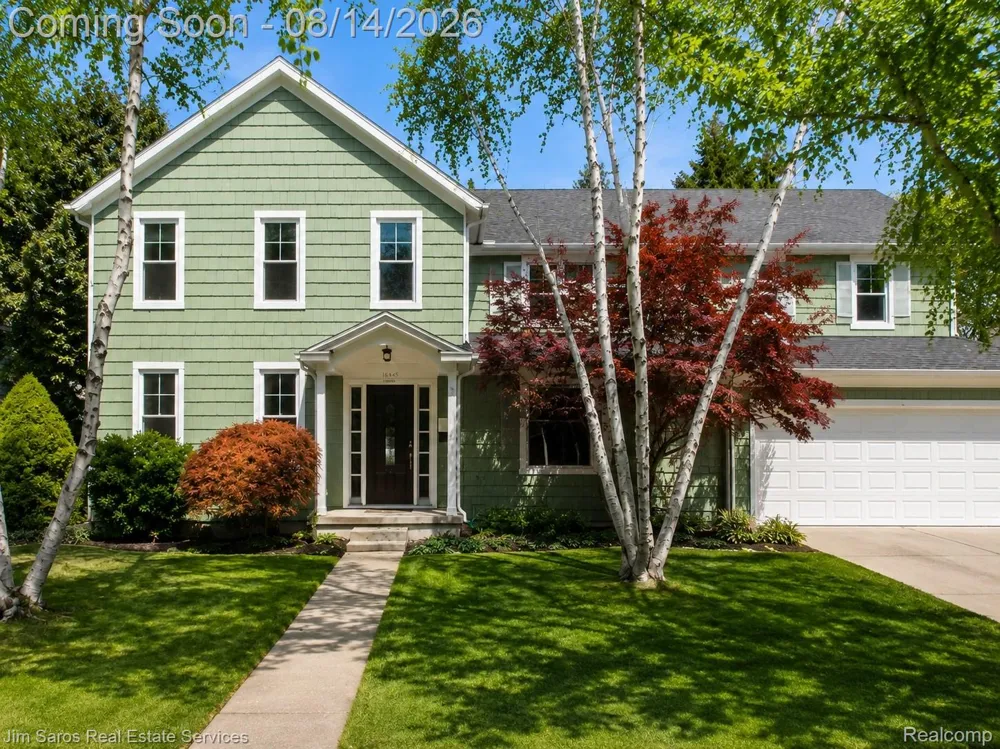 16845 Maumee Avenue Grosse Pointe City, MI 48230