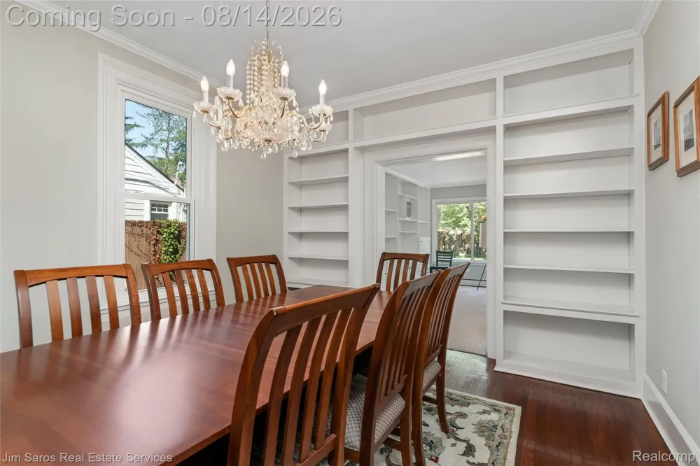 16845 Maumee Avenue Grosse Pointe City, MI 48230
