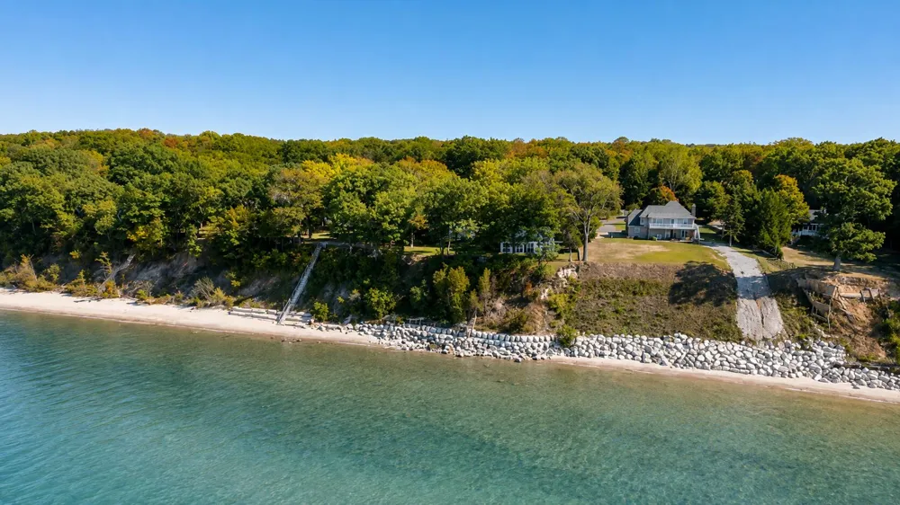 1722 Lake Michigan Drive Ganges Township, MI 49408