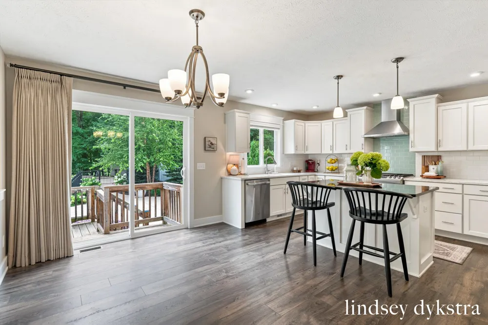 4238 Oak Timbers Drive NE Plainfield Charter Township, MI 49525