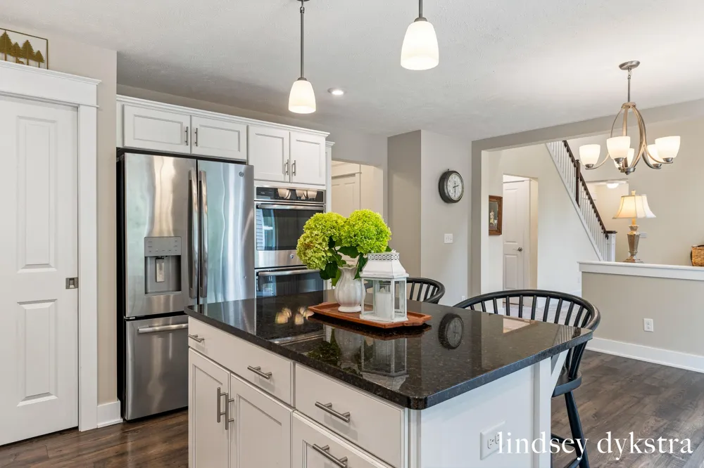 4238 Oak Timbers Drive NE Plainfield Charter Township, MI 49525