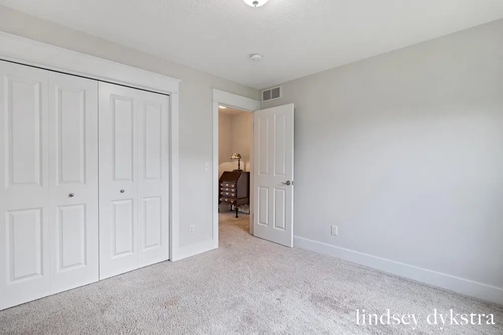 4238 Oak Timbers Drive NE Plainfield Charter Township, MI 49525