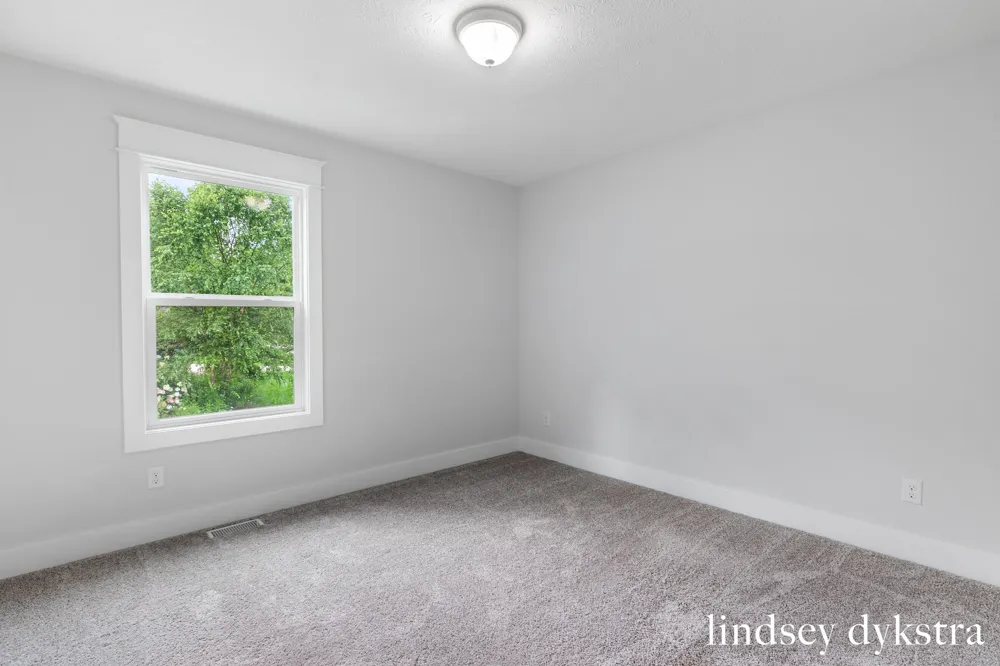4238 Oak Timbers Drive NE Plainfield Charter Township, MI 49525